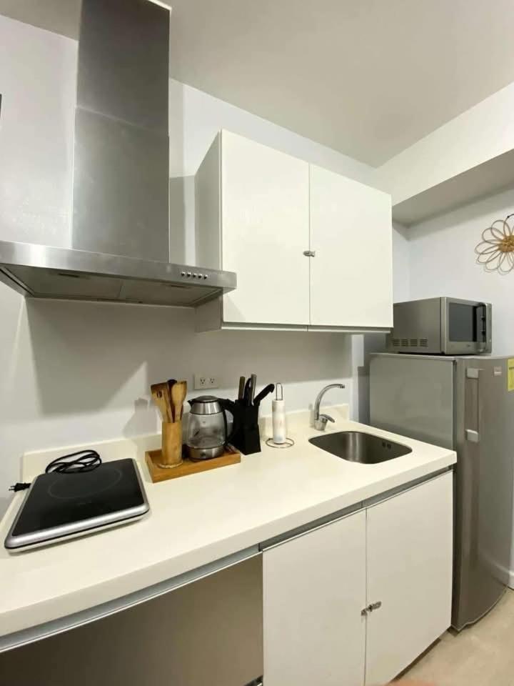 Azure Residences Staycation By Mja Apartment *