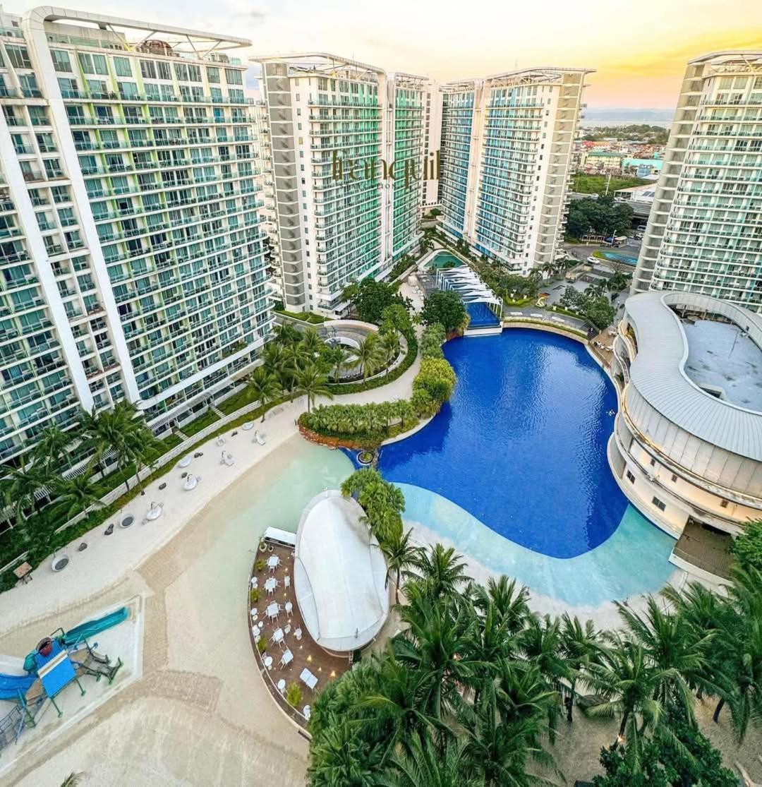 Apartment Azure Residences Staycation By Mja *